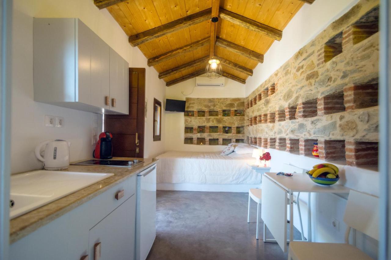 הוילה Potamos  The Pigeon House מראה חיצוני תמונה